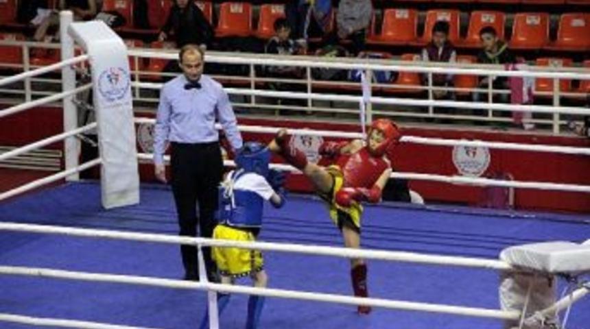 Muay Thaı Karadeniz B&ouml;lge Şampiyonası Samsun&rsquo;da Başladı