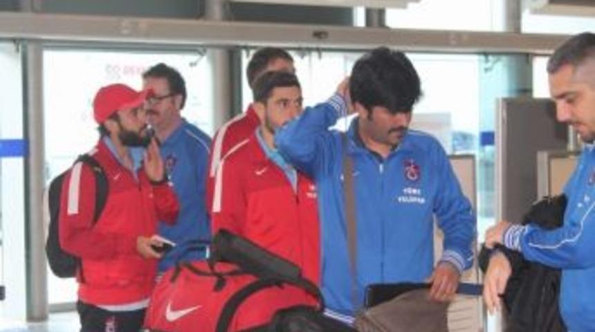 Trabzonspor'da Henrique, Kardemir Karab&uuml;kspor Ma&ccedil;ı Kadrosuna Alınmadı