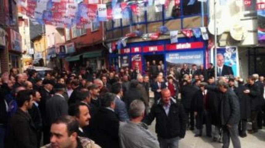 Tonya'da Volkan Canalioğlu Coşkusu