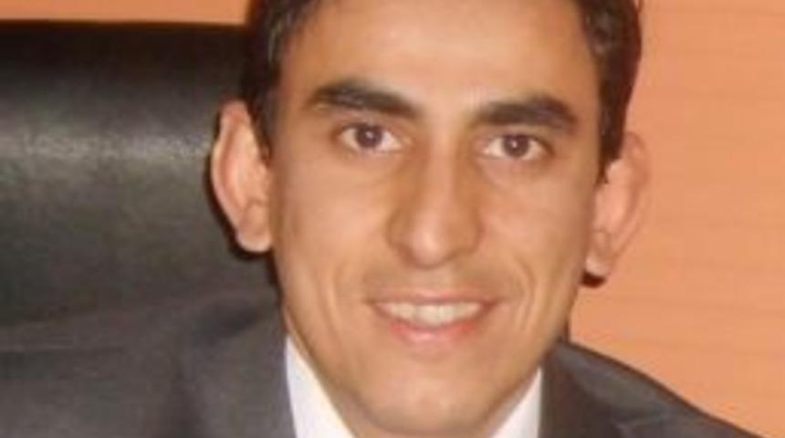 Hatip Hasan &Ccedil;&ouml;rt&uuml;k, Şube M&uuml;d&uuml;r&uuml; Oldu