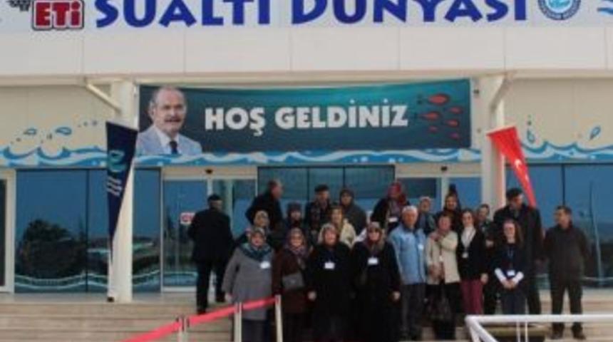 Yaşlılar Sualtı D&uuml;nyasını Gezdi