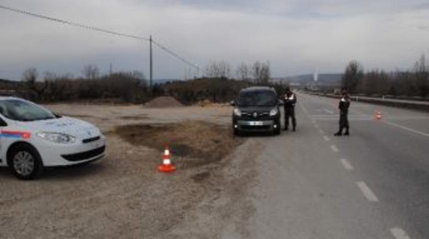 Jandarmadan, &Ccedil;iftlere Duygulandıran Uygulama
