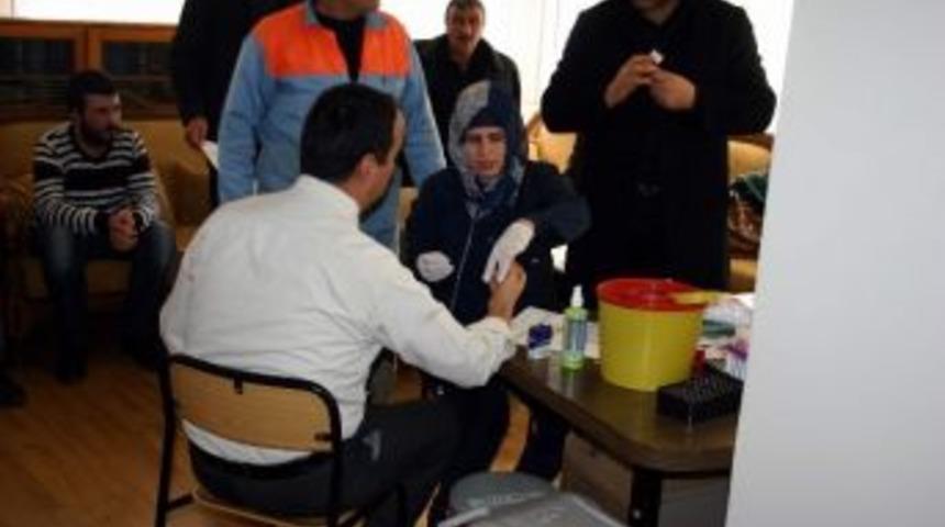 Gemerek&rsquo;te Kızılay Kan Topladı