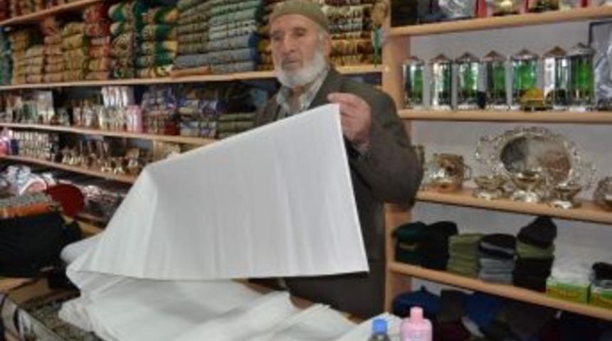 Bir &Ouml;l&uuml;n&uuml;n Defnedilmesi İ&ccedil;in 100 Tl Gerekli