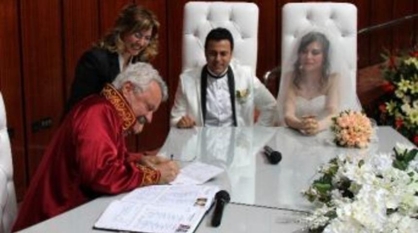 Sevgililer G&uuml;n&uuml;&rsquo;nde &Ccedil;ankaya&rsquo;da Nikah Bereketi