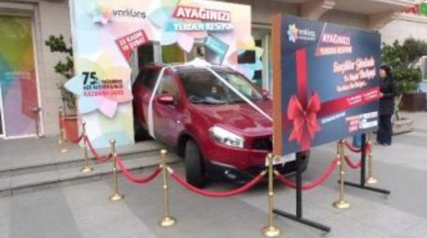 Varlıbaş Alışveriş Merkezi&rsquo;nde Araba &Ccedil;ekilişi