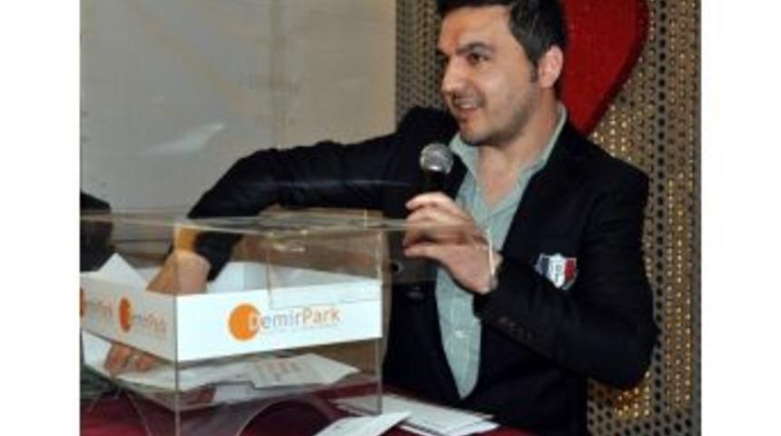 Demirpark Avm&rsquo;de Sevgililer G&uuml;n&uuml; S&uuml;rprizi