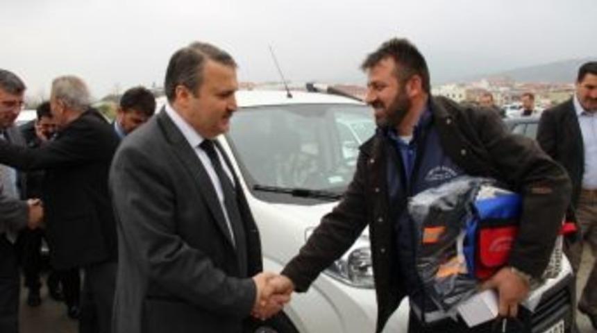 &Ccedil;er&ccedil;i'den Kamyonculara Ziyaret