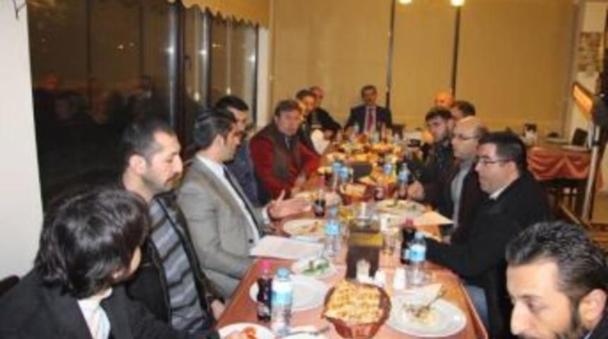 Saadet Partisi Oltu İl&ccedil;e Teşkilatı Yerel Basınla Buluştu