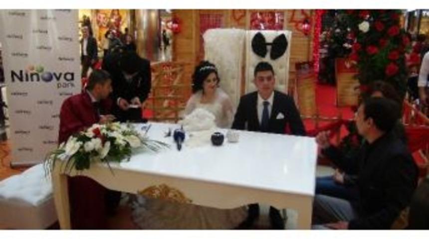 Ninova Park&rsquo;ta 14 Şubat Sevgililer G&uuml;n&uuml; Etkinliği