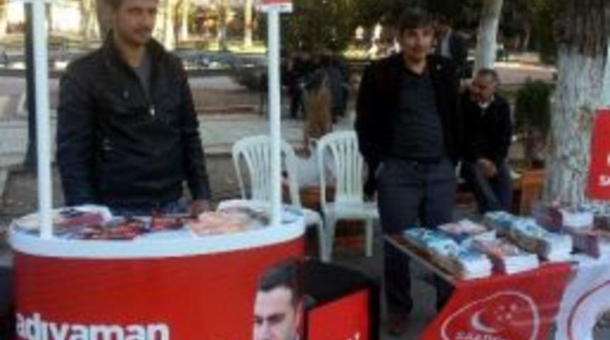 Saadet Partisi Demokrasi Parkı&rsquo;nda Stant Kurdu