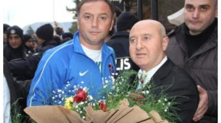 Trabzonspor Kafilesi Karab&uuml;k&rsquo;te