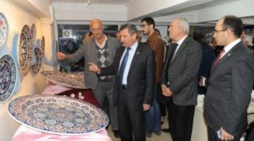 K&uuml;tahya'da '&ccedil;ini' Sergisi