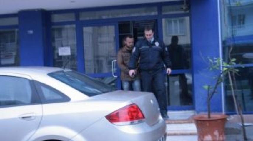 Sahte Altınla Dolandırıcılık Yapmak İsterken Yakalandı