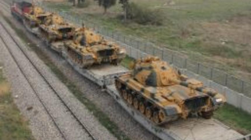 Sınıra Tank Sevkiyatı