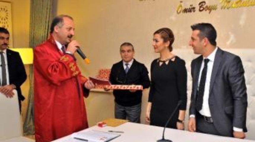 Yeni Nikah Salonu 47 Nikahla Hizmete A&ccedil;ıldı