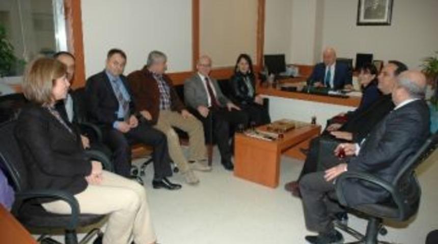 Sanko &Uuml;niversitesi Rekt&ouml;r&uuml;&rsquo;ne Ziyaretler S&uuml;r&uuml;yor