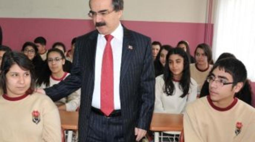 Vali Coş: "eğitimde Tarihi Atılımlar Ger&ccedil;ekleştirilmektedir"