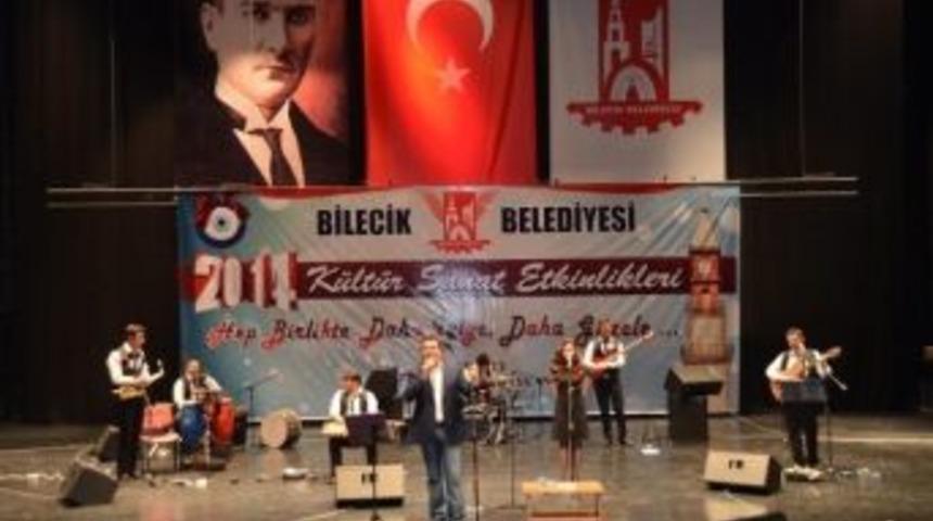 Bilecik'te Mithat K&ouml;rler Konseri