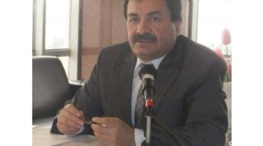 Dp&uuml; Rekt&ouml;r&uuml; Ahmet Karaaslan: