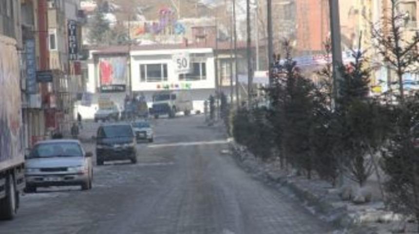 Hakkari Sessizliğe B&uuml;r&uuml;nd&uuml;
