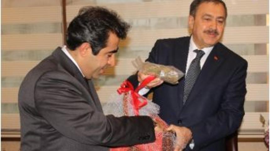 Bakan Eroğlu'ndan Mersin'e 58 Yatırım M&uuml;jdesi