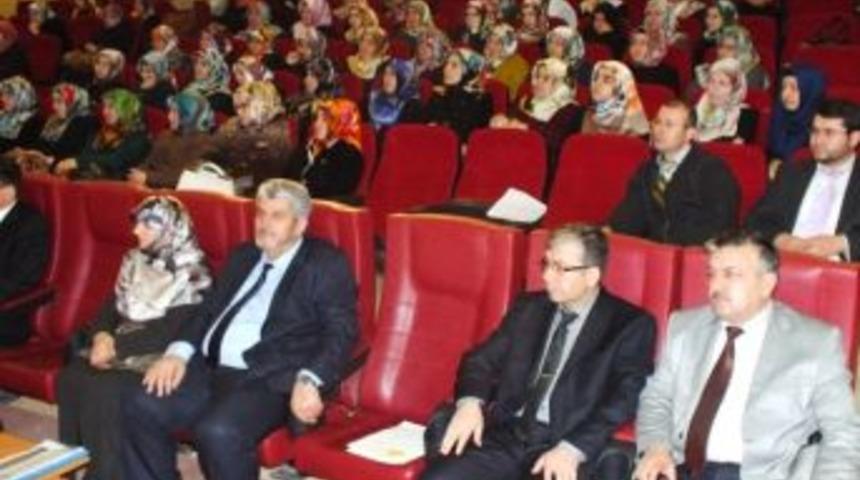 Belgin Konarlı, Tavşanlı&rsquo;da Eğitim Semineri Verdi