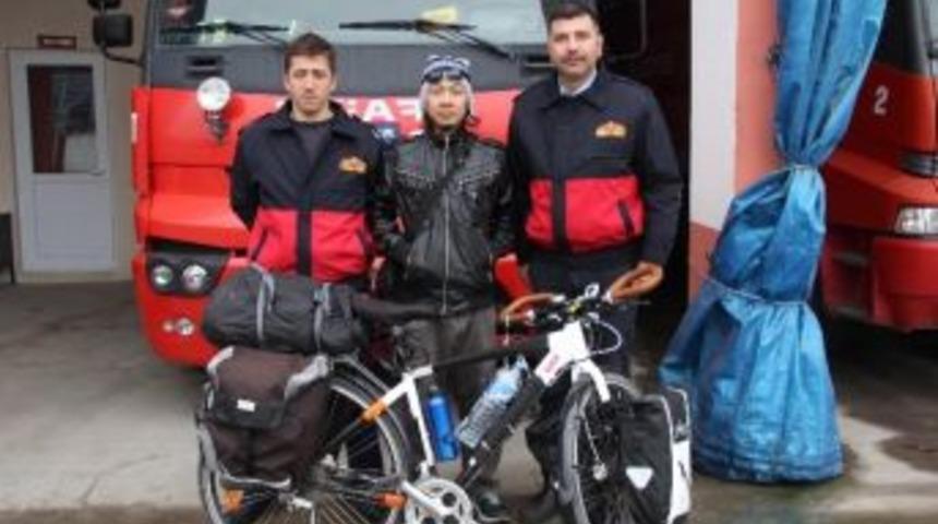 (&ouml;zel Haber) Endonezyalı Gen&ccedil; Bisikleti İle T&uuml;rkiye Turuna &Ccedil;ıktı