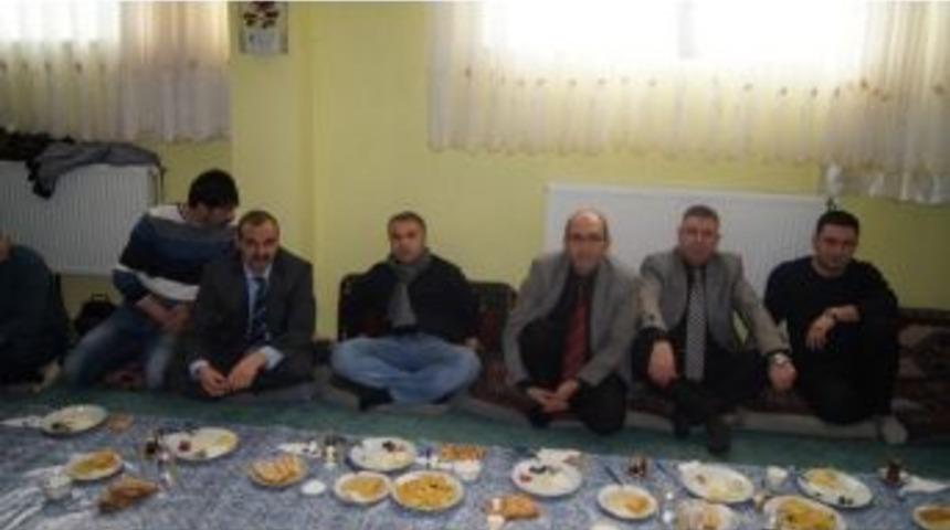Kaymakam Duru, &Ccedil;ocuklarla Kahvaltıda Buluştu