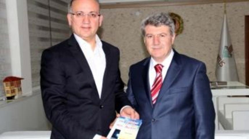 Bitlis&rsquo;te Doğu Okuyor Projesi