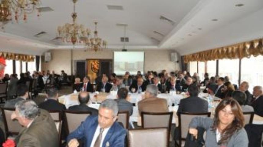 Tunceli Valisi G&uuml;ner'den Yerel Y&ouml;netimlerin G&uuml;&ccedil;lendirilmesine Destek