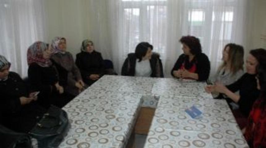 Kadınlar Bayan Demartaş &Ouml;nc&uuml;l&uuml;ğ&uuml;nde Toplandı