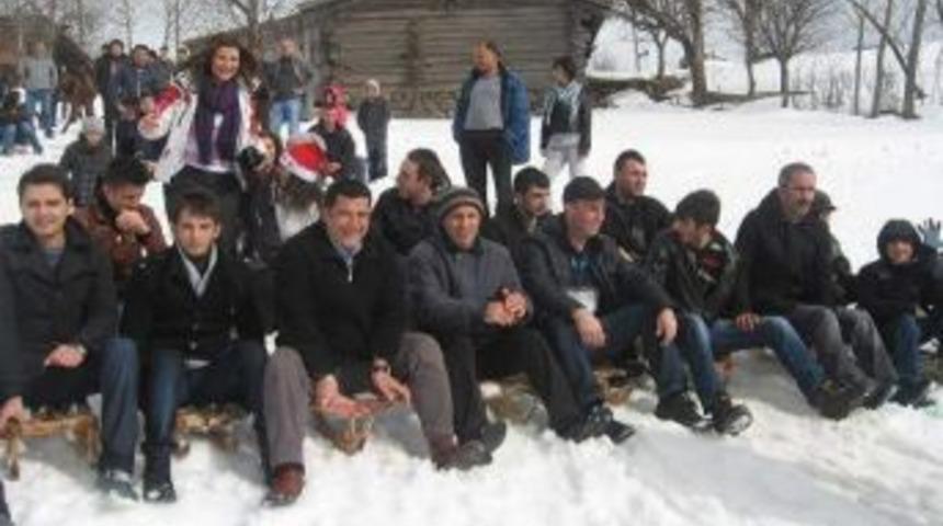 Artvin&rsquo;de Kar Şenlikleri