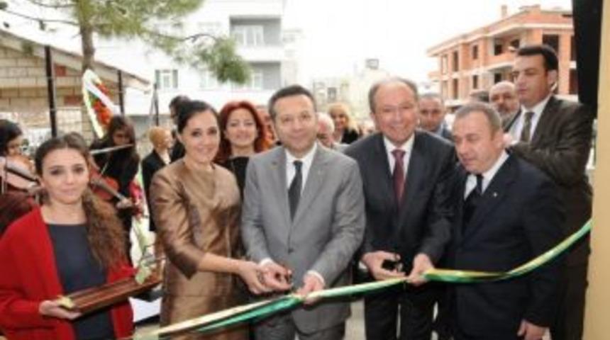Maarif Koleji Ve Anadolu Lisesi Mezunları Derneği Yeni Yerinde Açıldı