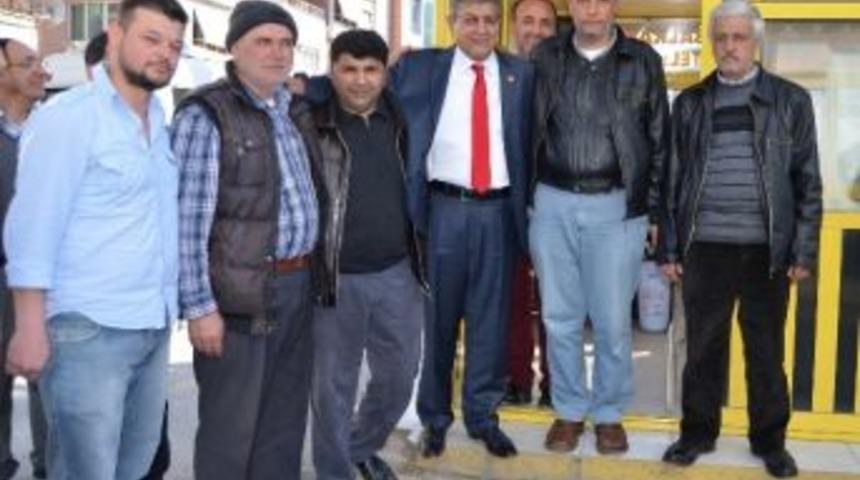 Ak Parti Bornova Belediye Başkan Adayı İlhan Kaya Taksicileri Ziyaret Etti