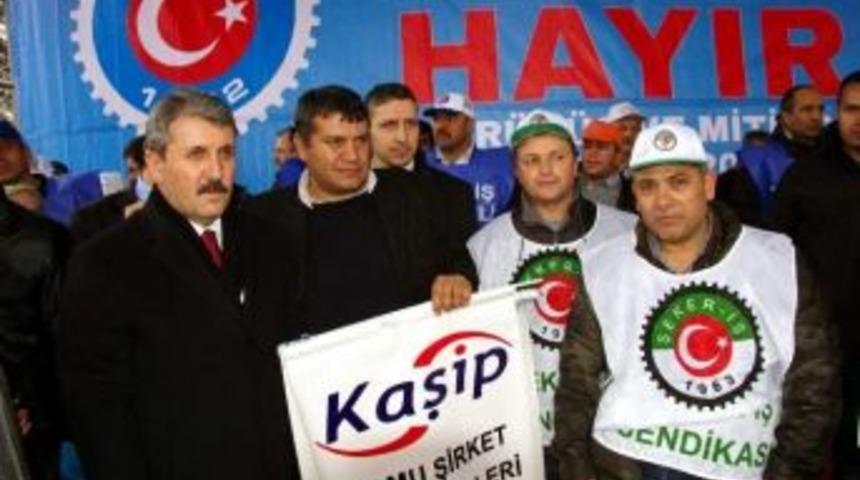 Bbp Genel Başkanı Destici, T&uuml;rk-iş&rsquo;in Mitingine Katıldı