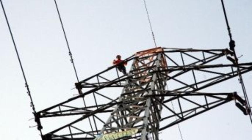 Kurbanlıkların Parasını Alamayınca Y&uuml;ksek Gerilim Hattına &Ccedil;ıktı