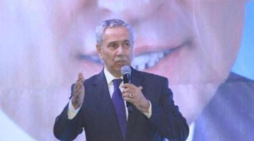 B&uuml;lent Arın&ccedil; Muhalefete Y&uuml;klendi