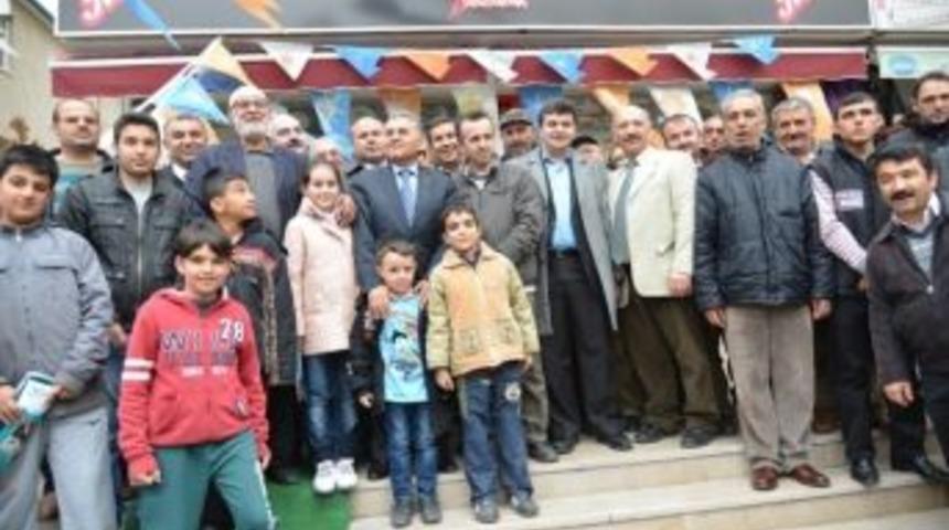 Ak Parti Melikgazi İl&ccedil;e Teşkilatı 6. Se&ccedil;im B&uuml;rosunu Esenyurt Mahallesi&rsquo;nde A&ccedil;tı