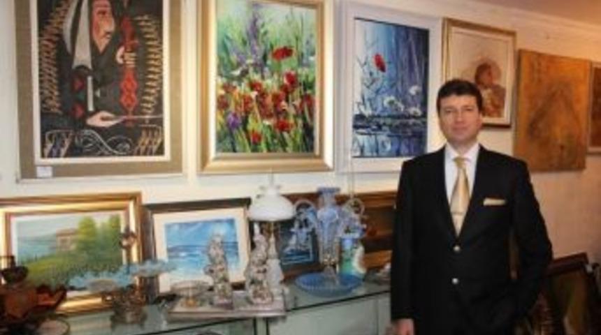 Sesil M&uuml;zayede Evi İkinci Yılını Kutluyor