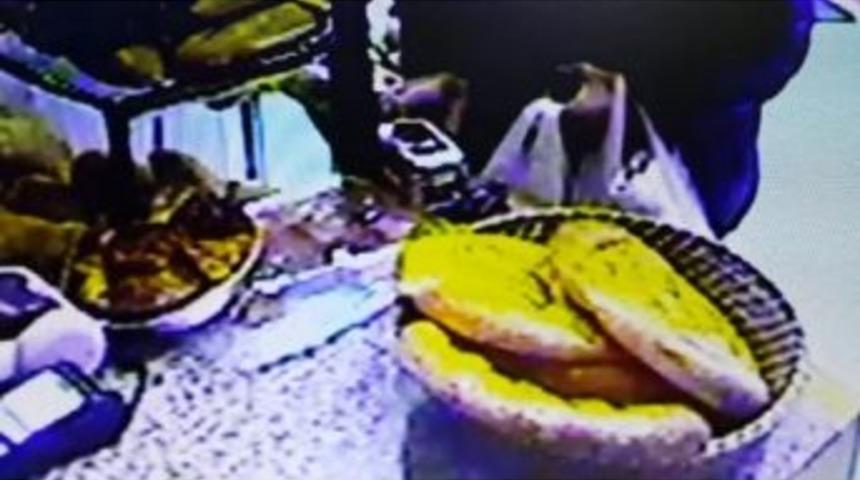 (&ouml;zel Haber) Yatılı Okuyan Kızlar İ&ccedil;in Toplanan Yardım Kutusunu &Ccedil;aldı