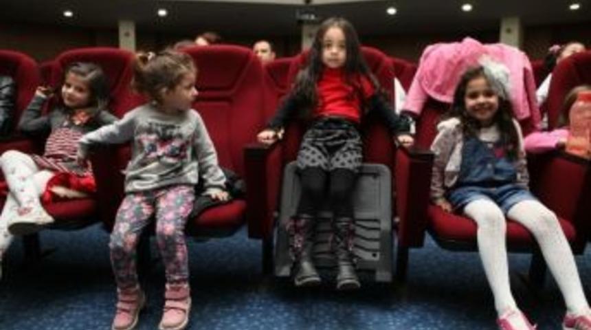 &Ccedil;ocuklar &ldquo;sevgi Ve Barışla&rdquo; Buluştu