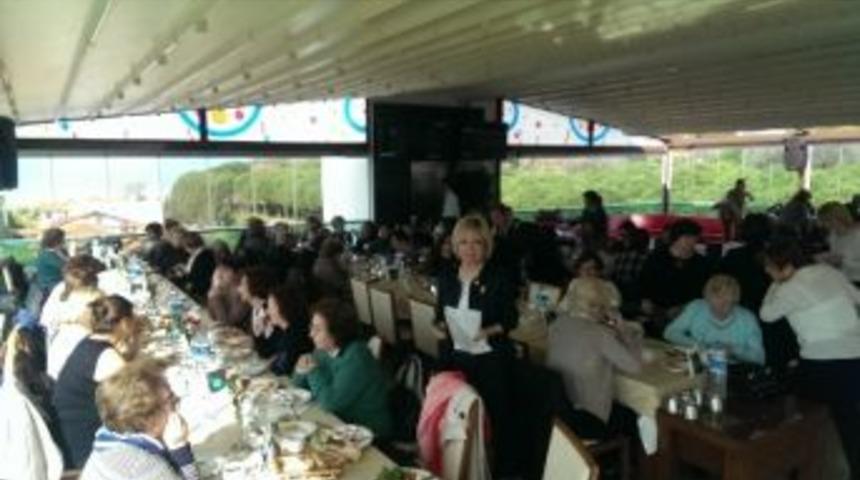 Edremitli Yardımseverler Burhaniye&rsquo;de Buluştu