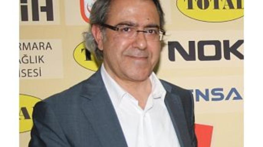 Tarih&ccedil;i-yazar Mustafa Armağan, Sevenleriyle Buluştu