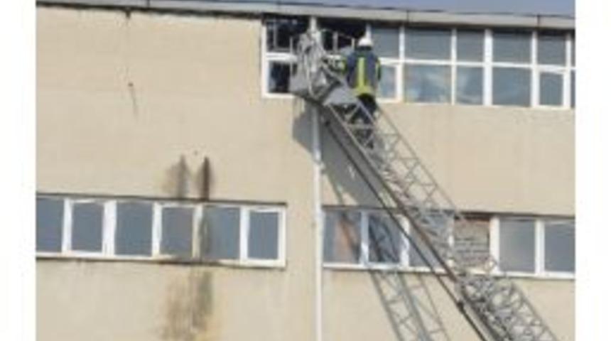 Fabrikada Korkutan Yangın