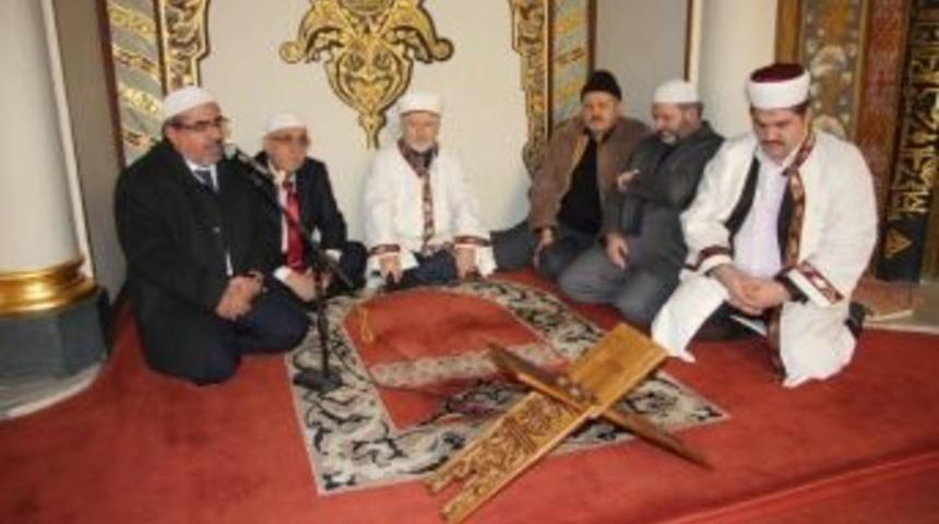 Şeyh Şamil Dualarla Anıldı