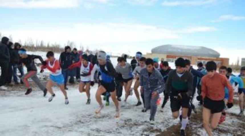 Atletizmde B&uuml;y&uuml;k Başarı