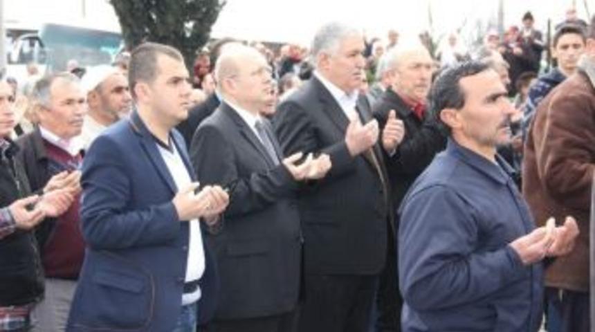 Başkan Adayı Kalay, Umrecileri Uğurlama Programına Katıldı