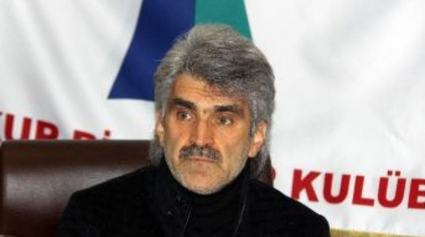 Uğur T&uuml;t&uuml;neker İş Başı Yaptı