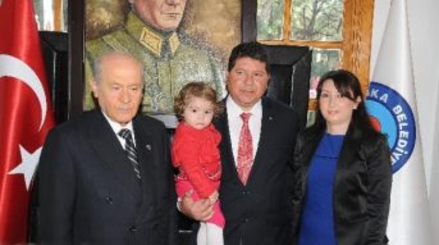 &Ccedil;alca&rsquo;nın Rozetini Bah&ccedil;eli Taktı